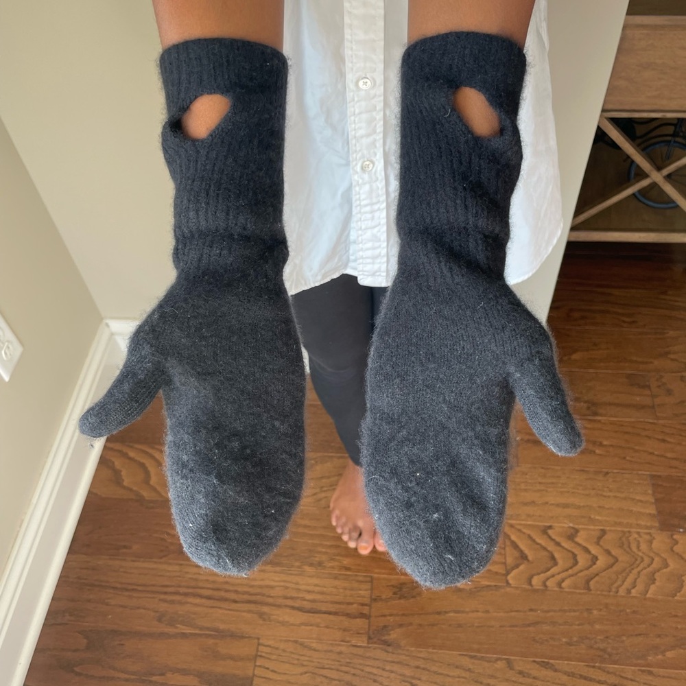 Cozy Cashmere Mittens